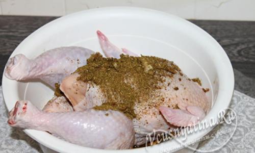 Как приготовить целую курицу на мангале, гриле, вертеле Курица, запеченная в фольге